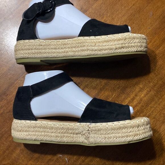 BellaMarie black suede leather platform wedge sandals size 7.5 - Picture 1 of 9